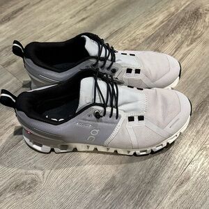 On Running Women’s Cloud Waterproof Athletic Shoes